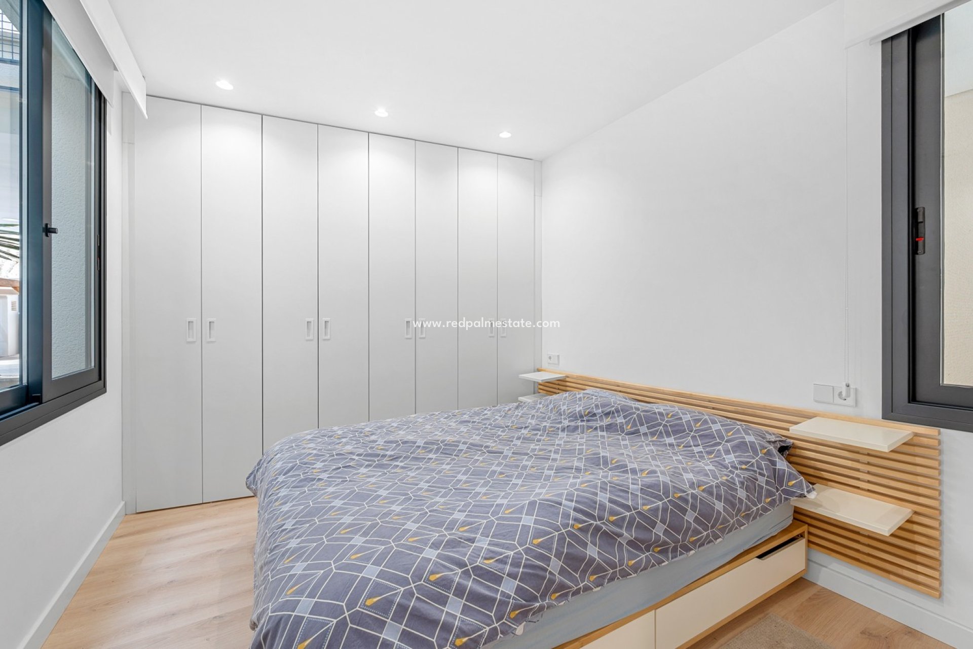 Reventa - Apartamento -
Monforte del Cid - Inland