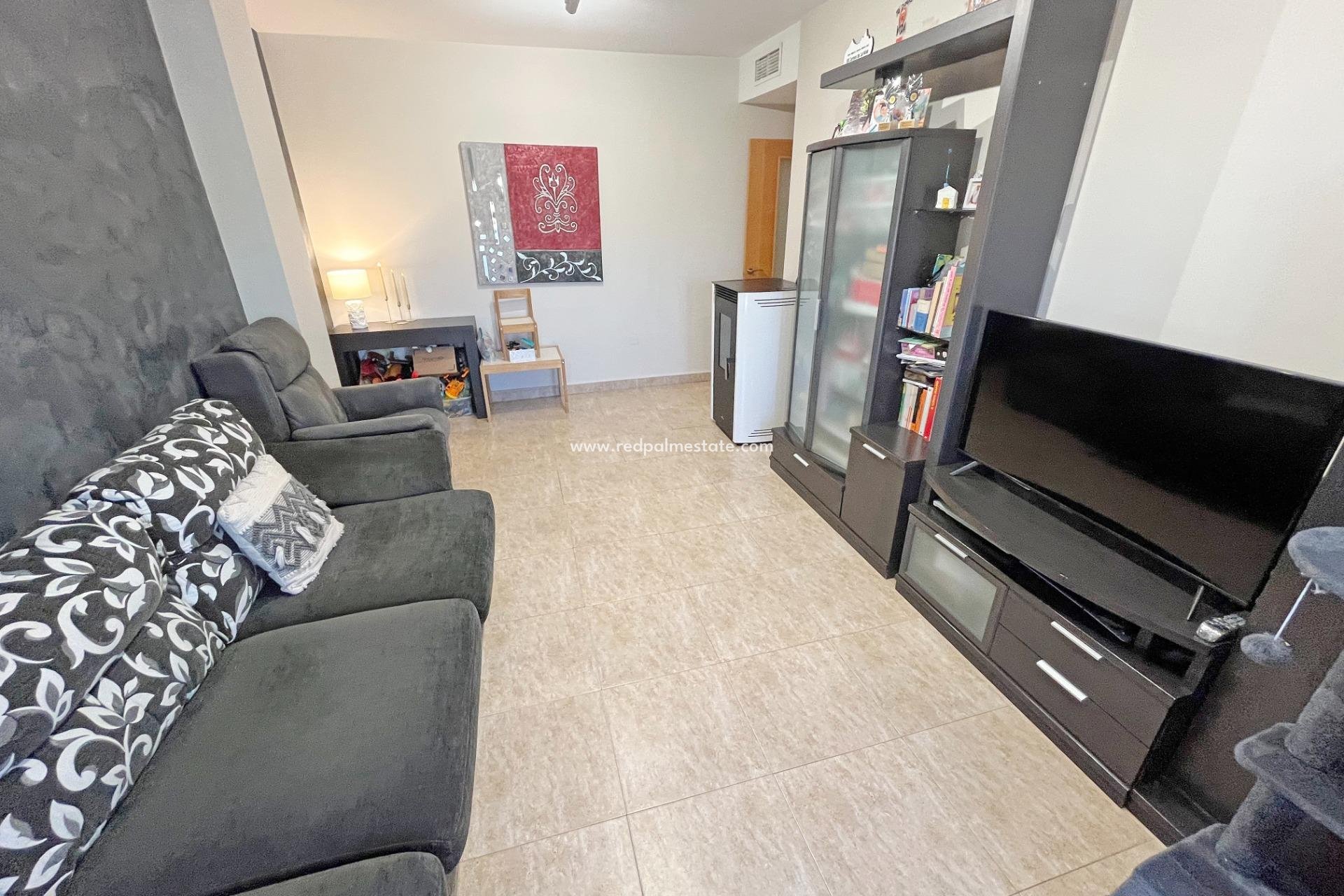 Reventa - Apartamento -
Novelda - Barrio San Roque