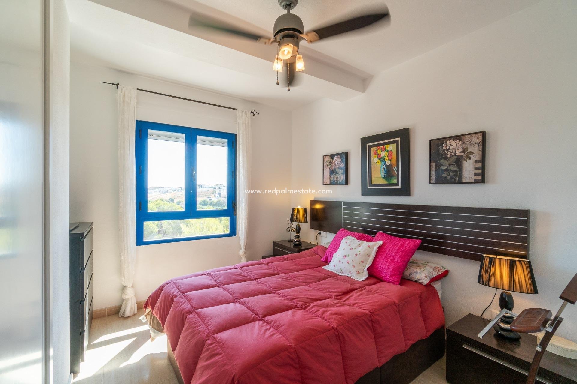 Reventa - Apartamento -
Orihuela Costa - Altos de Campoamor