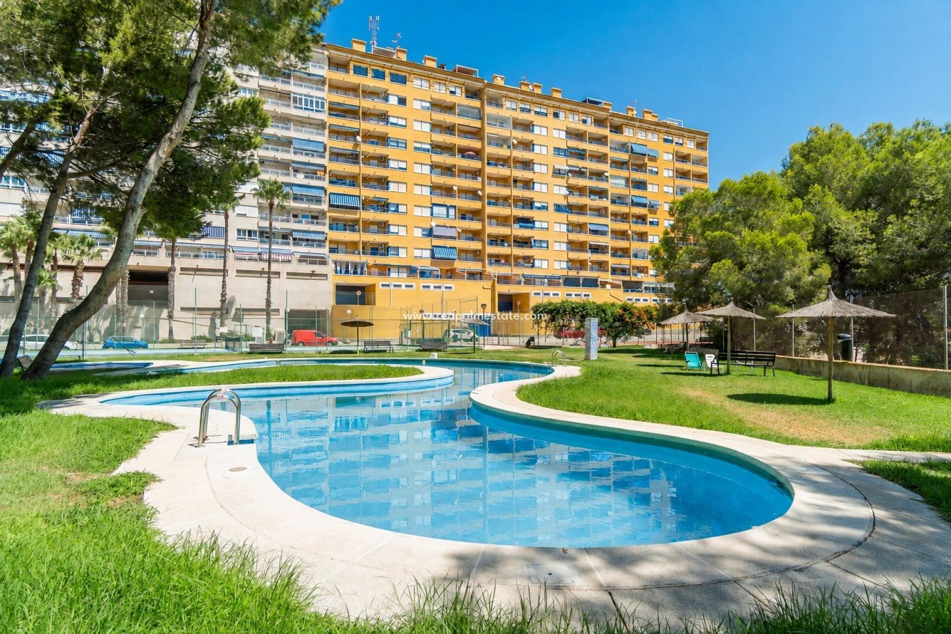Reventa - Apartamento -
Orihuela Costa - Altos de Campoamor