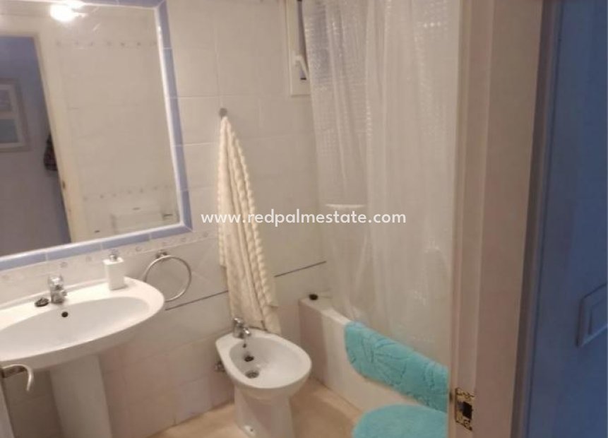 Reventa - Apartamento -
Orihuela Costa - Altos de Campoamor