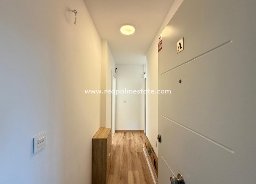 Reventa - Apartamento -
Orihuela Costa - Altos de Campoamor