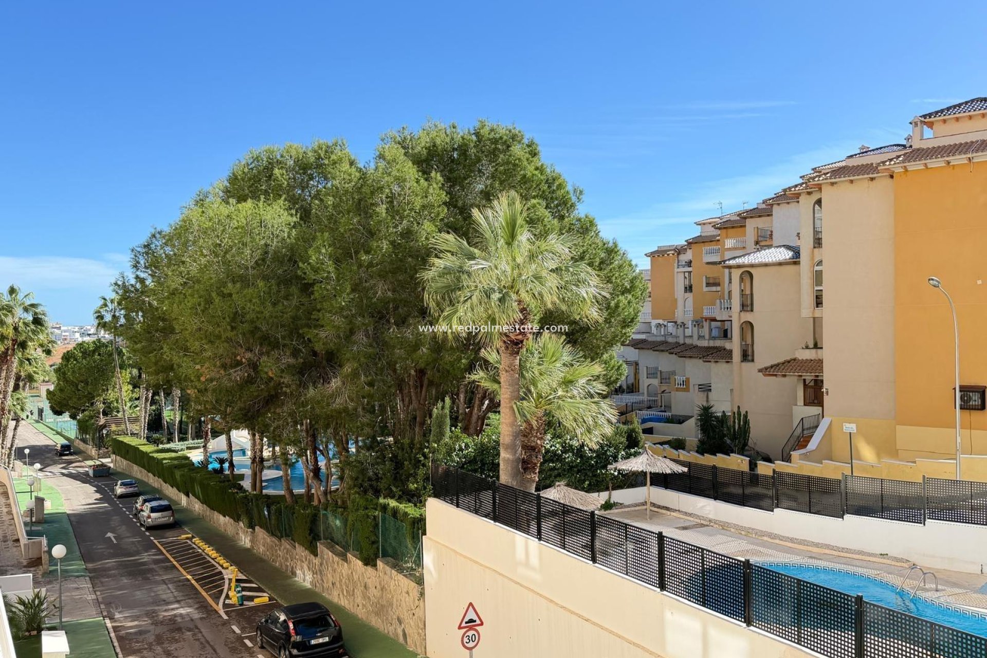 Reventa - Apartamento -
Orihuela Costa - Altos de Campoamor