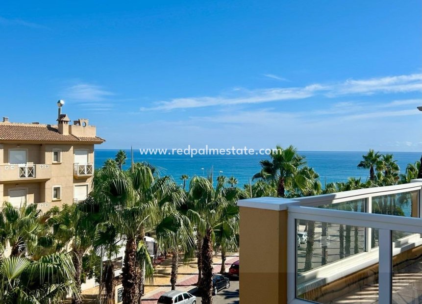 Reventa - Apartamento -
Orihuela Costa - Cabo Roig