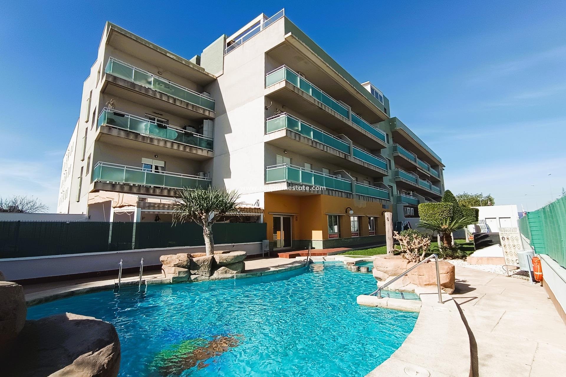Reventa - Apartamento -
Orihuela Costa - Cabo Roig
