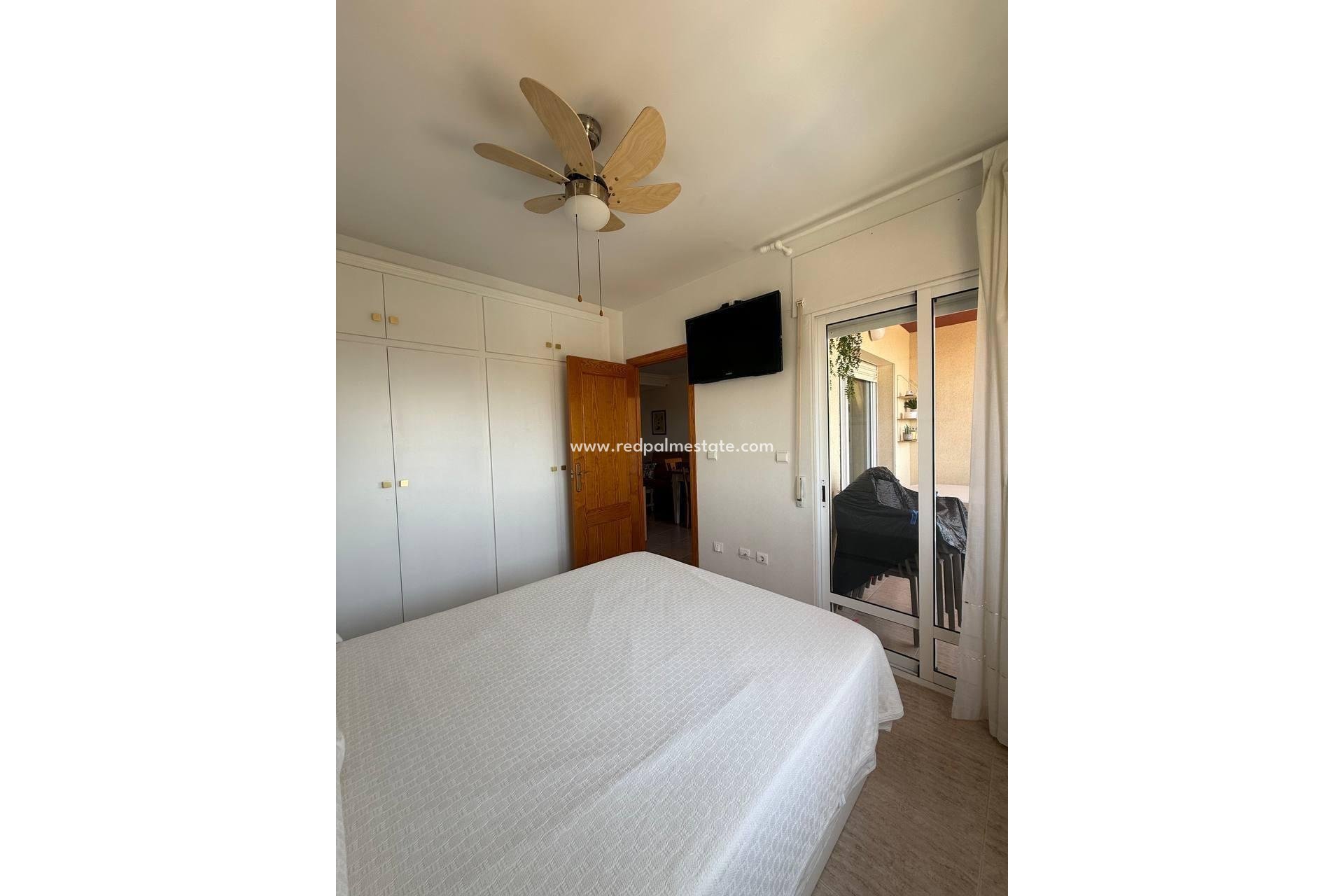 Reventa - Apartamento -
Orihuela Costa - Campoamor