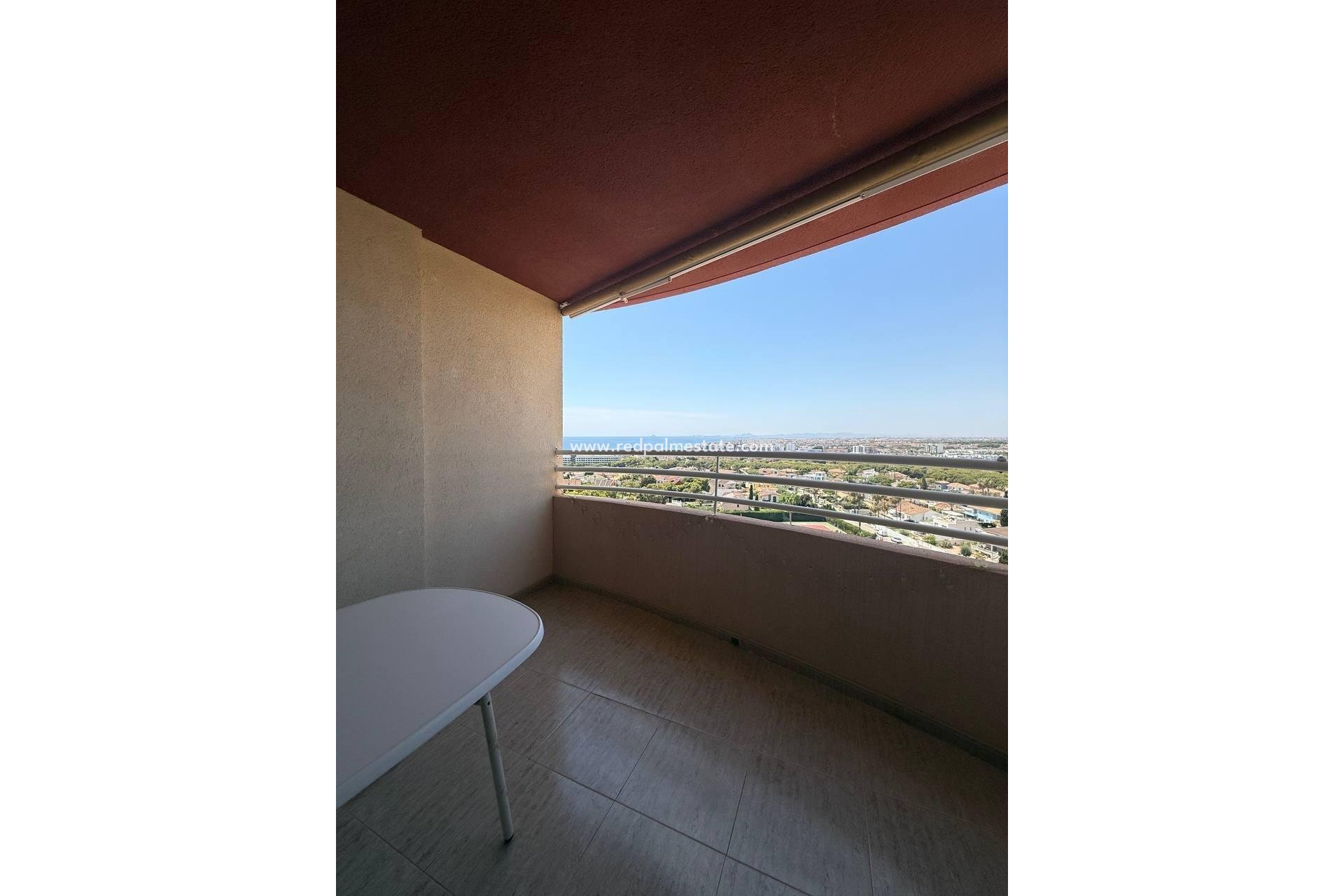 Reventa - Apartamento -
Orihuela Costa - Campoamor