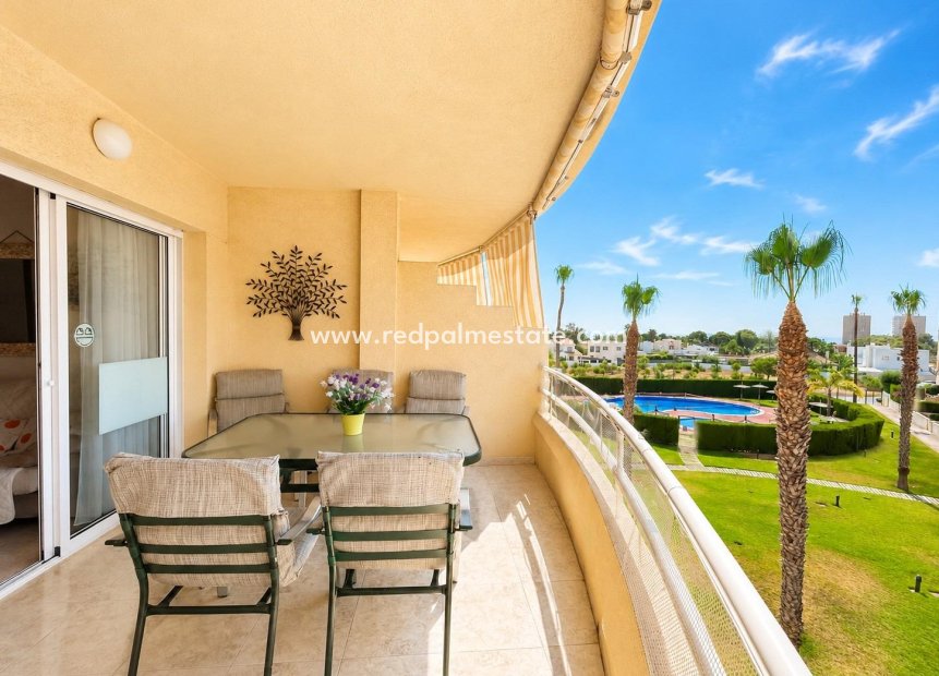 Reventa - Apartamento -
Orihuela Costa - Campoamor