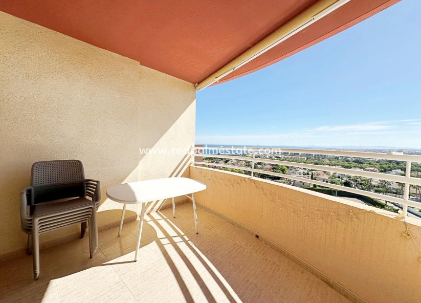 Reventa - Apartamento -
Orihuela Costa - Campoamor