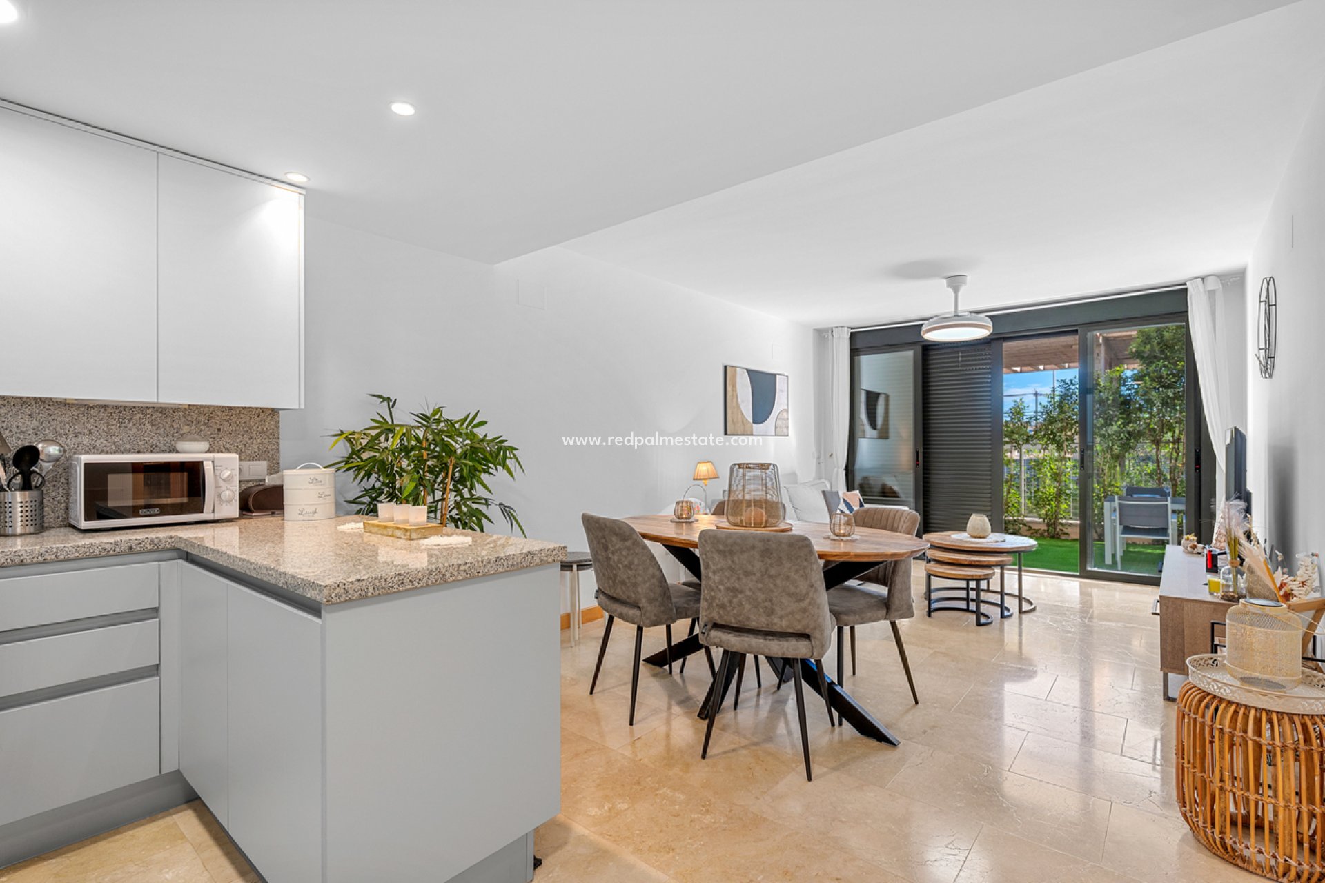 Reventa - Apartamento -
Orihuela Costa - Campoamor