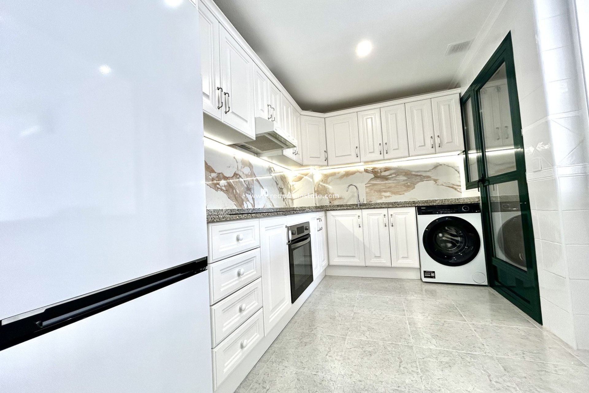 Reventa - Apartamento -
Orihuela Costa - Campoamor