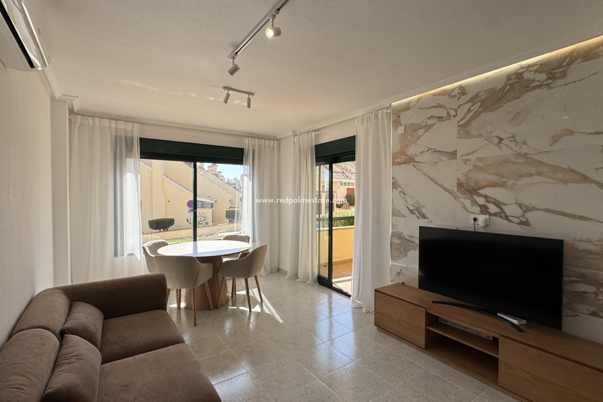 Reventa - Apartamento -
Orihuela Costa - Costa Blanca