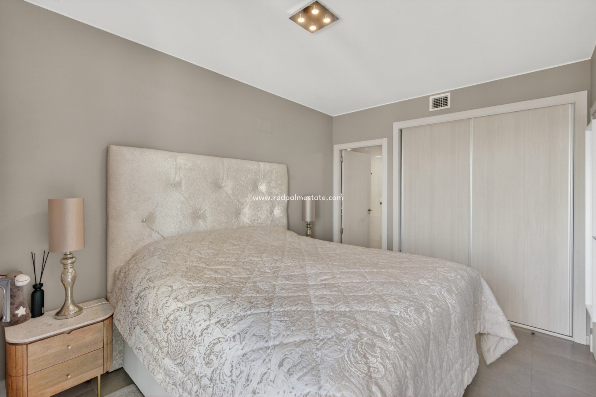 Reventa - Apartamento -
Orihuela Costa - Dehesa de campoamor