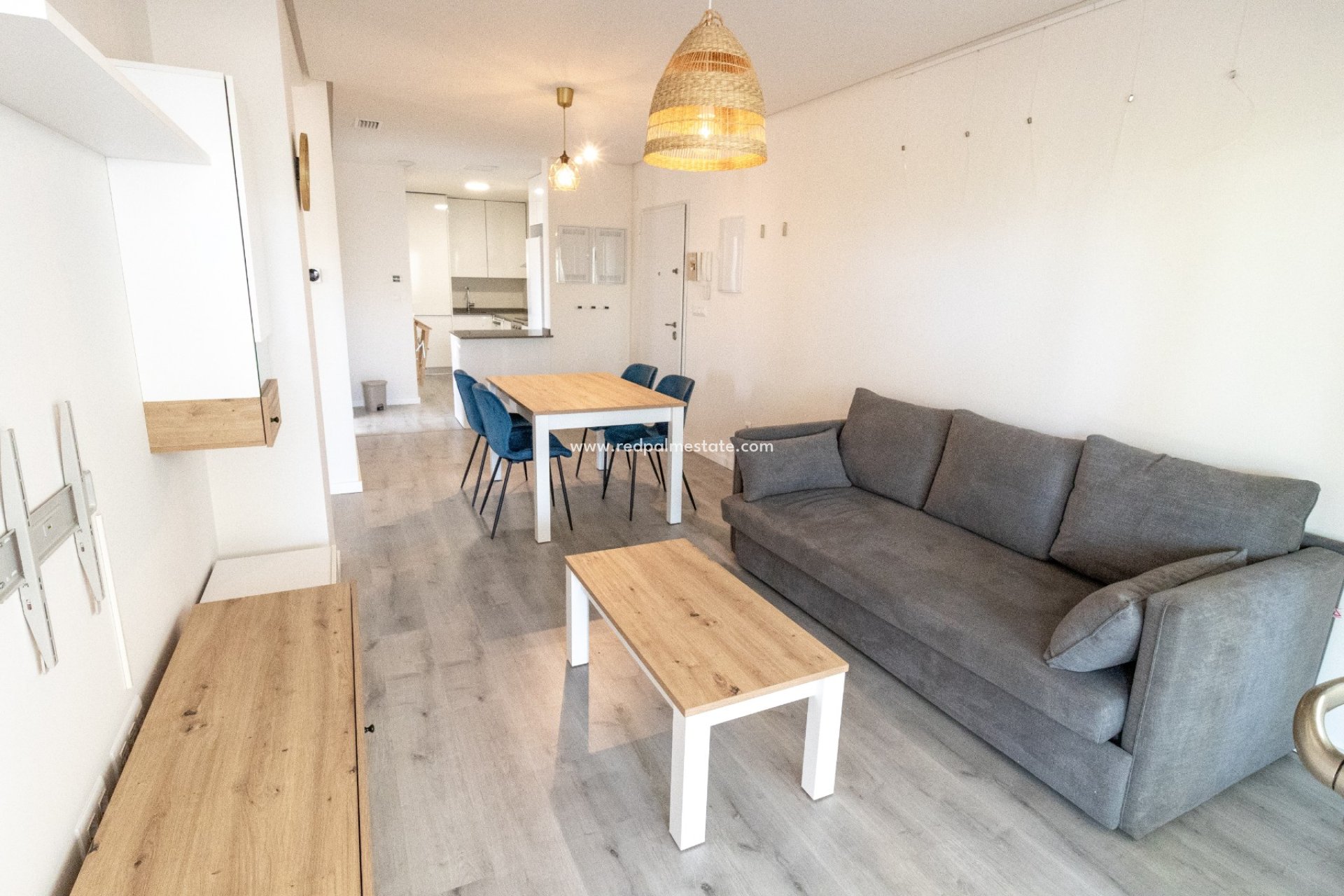 Reventa - Apartamento -
Orihuela Costa - Inland