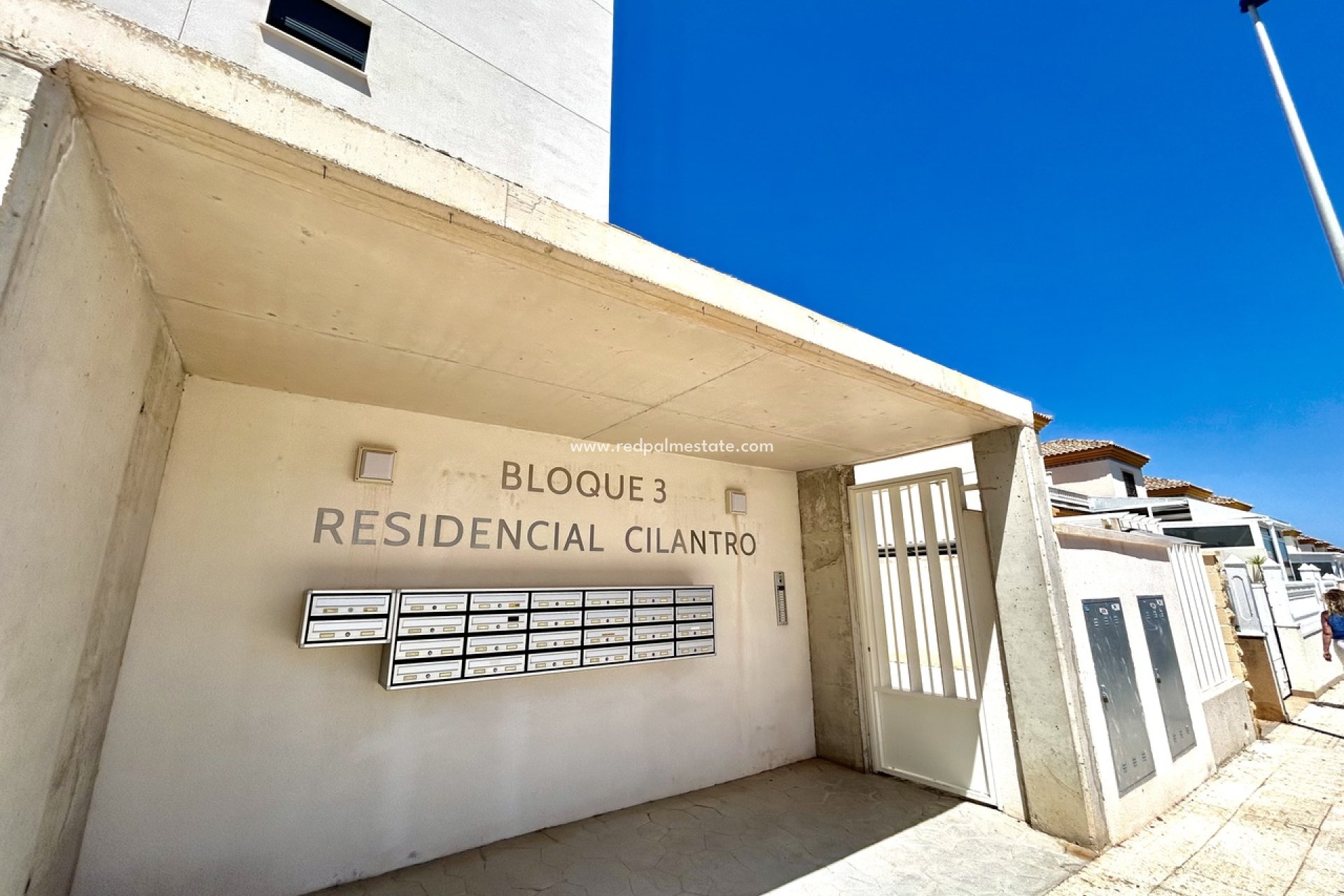 Reventa - Apartamento -
Orihuela Costa - Inland