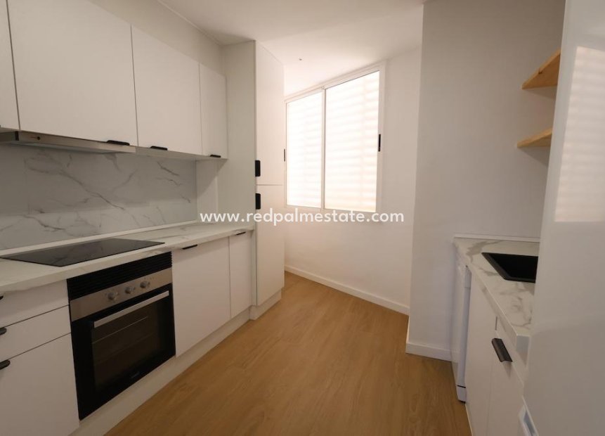 Reventa - Apartamento -
Orihuela Costa - La Zenia