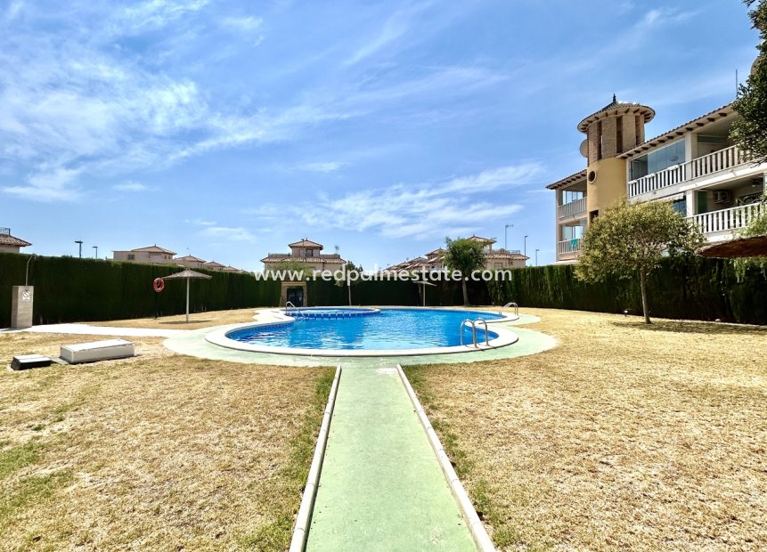 Reventa - Apartamento -
Orihuela Costa - La Zenia