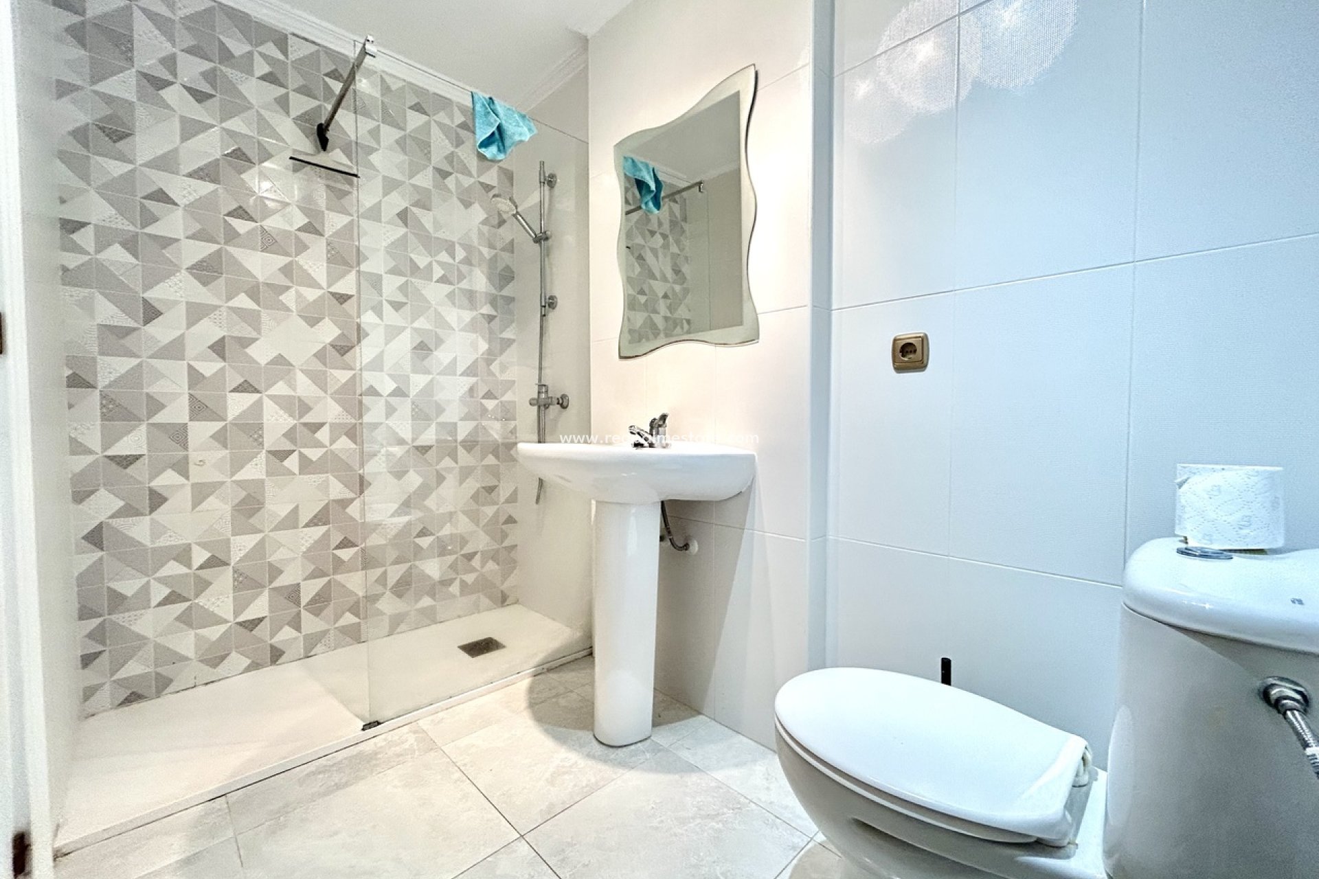Reventa - Apartamento -
Orihuela Costa - La Zenia