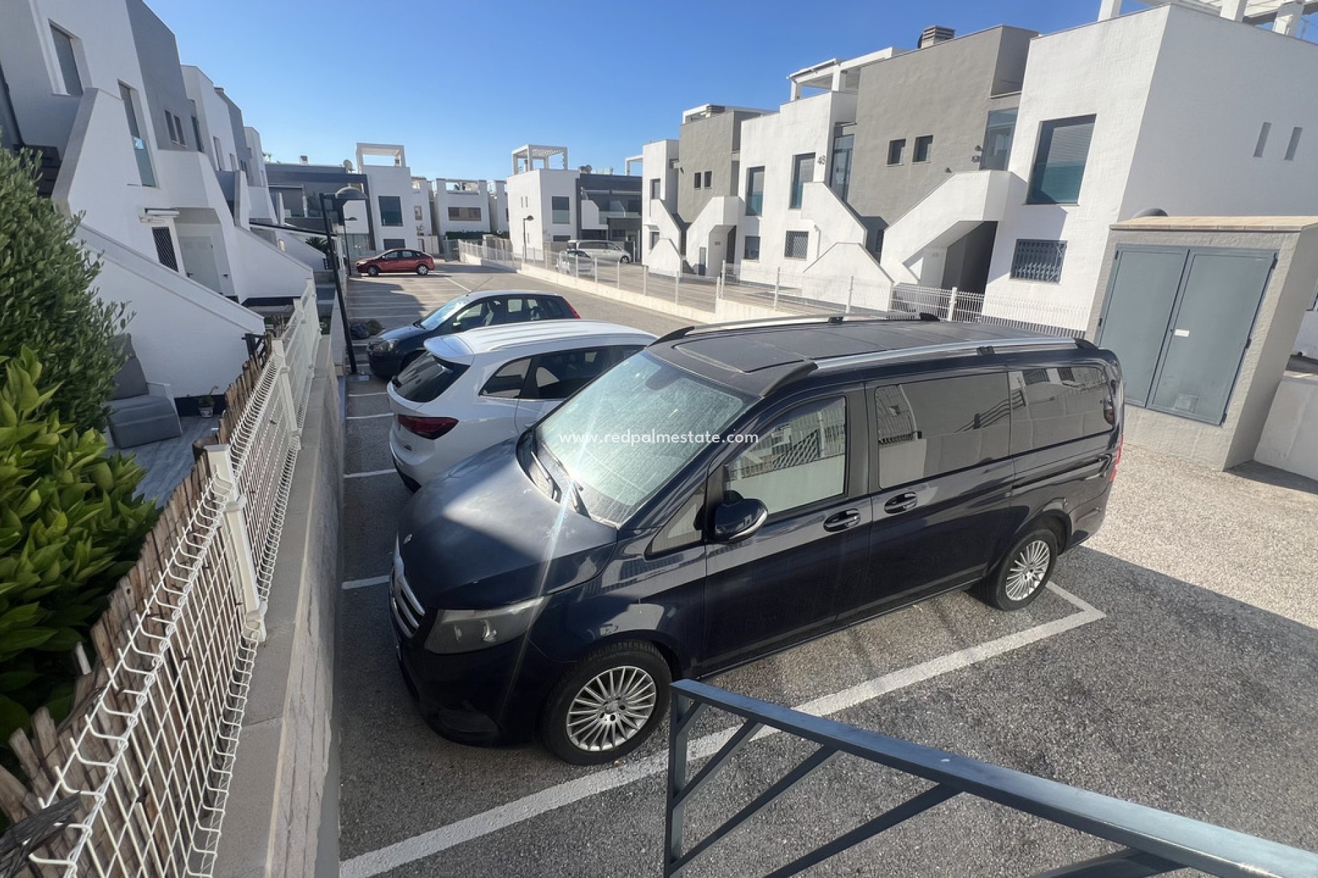 Reventa - Apartamento -
Orihuela Costa - La Zenia