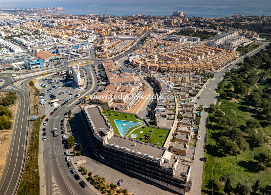 Reventa - Apartamento -
Orihuela Costa - La Zenia