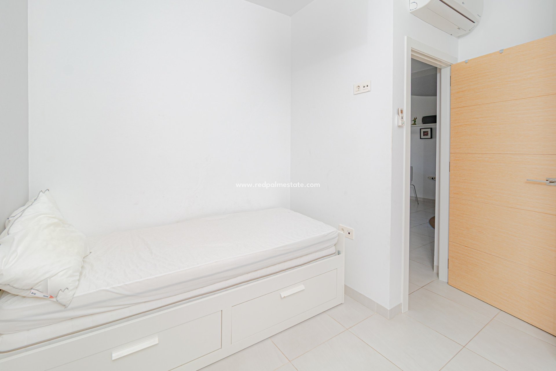 Reventa - Apartamento -
Orihuela Costa - La Zenia