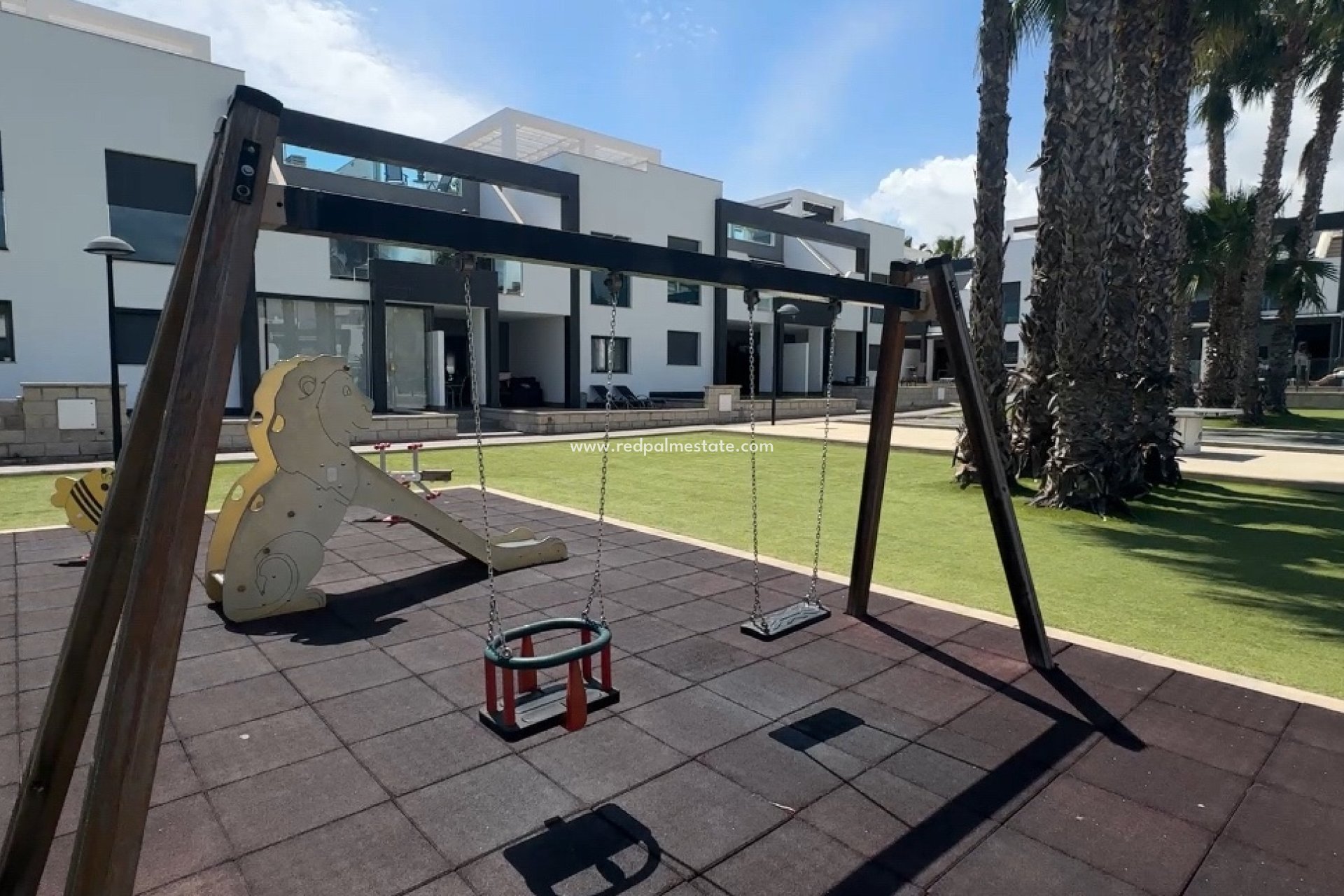 Reventa - Apartamento -
Orihuela Costa - La Zenia