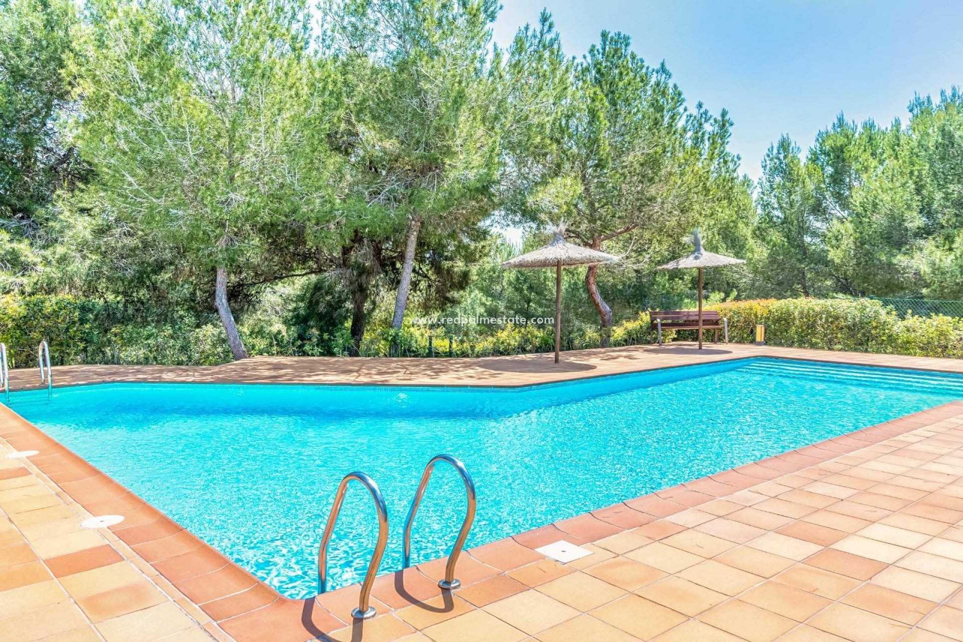 Reventa - Apartamento -
Orihuela Costa - Las Colinas Golf