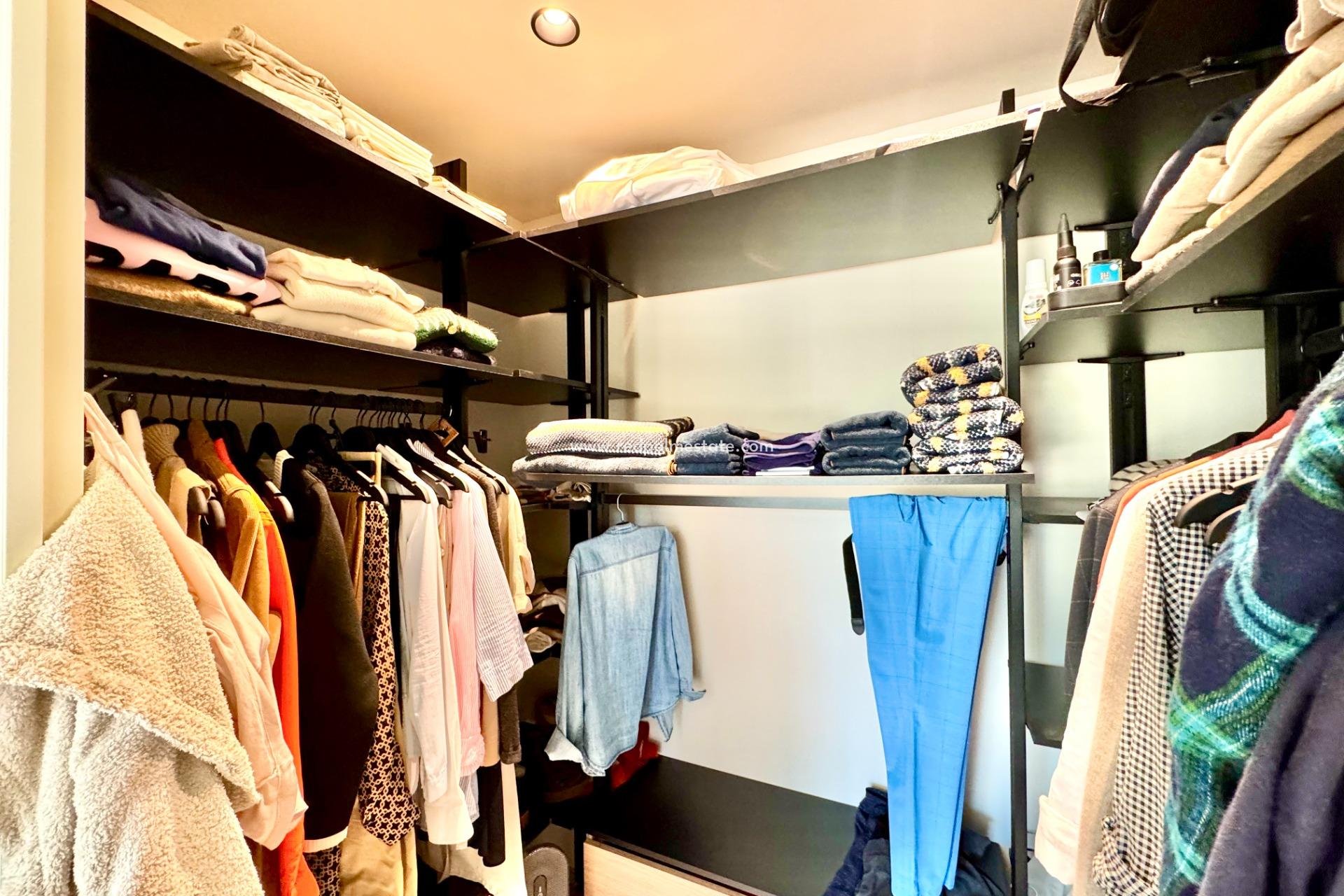 Reventa - Apartamento -
Orihuela Costa - Las Colinas Golf