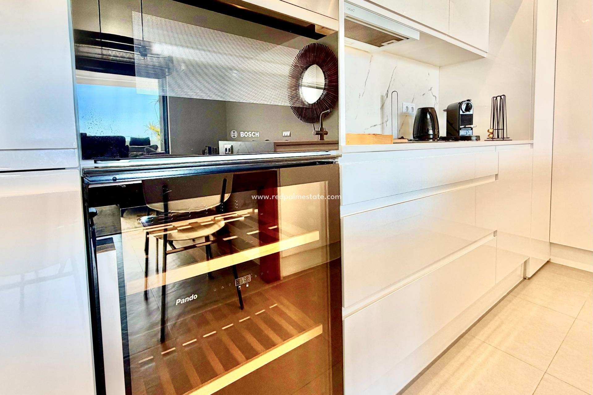 Reventa - Apartamento -
Orihuela Costa - Las Colinas Golf