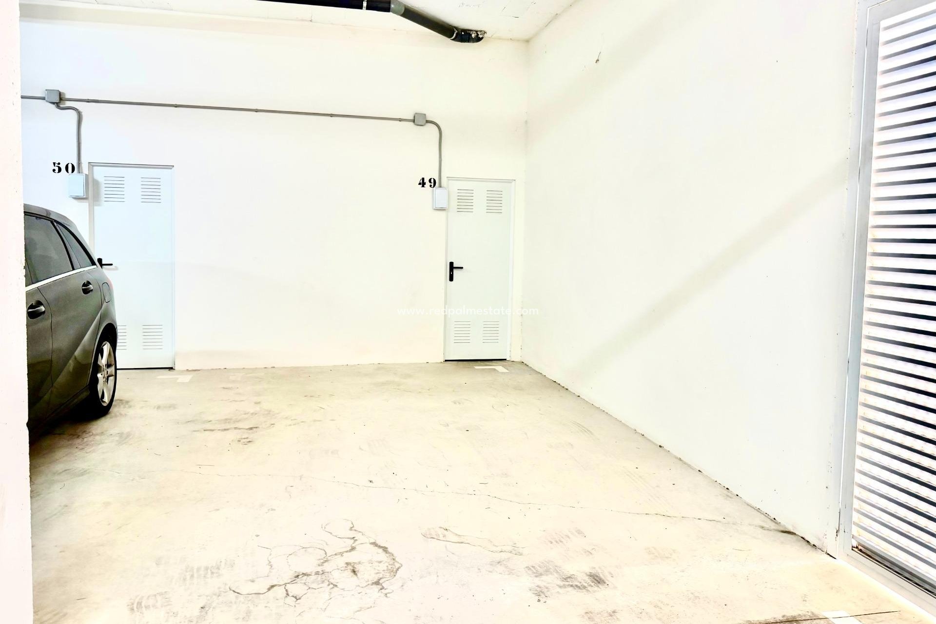 Reventa - Apartamento -
Orihuela Costa - Las Colinas Golf