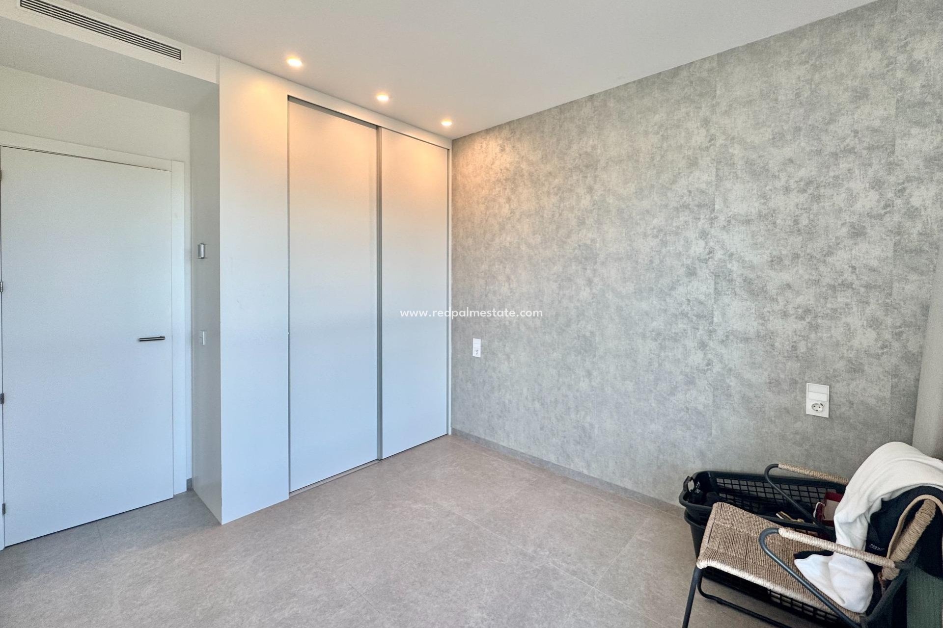 Reventa - Apartamento -
Orihuela Costa - Las Colinas Golf