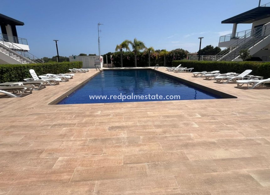 Reventa - Apartamento -
Orihuela Costa - Los Dolses