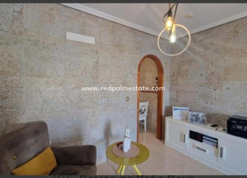 Reventa - Apartamento -
Orihuela Costa - Los Dolses