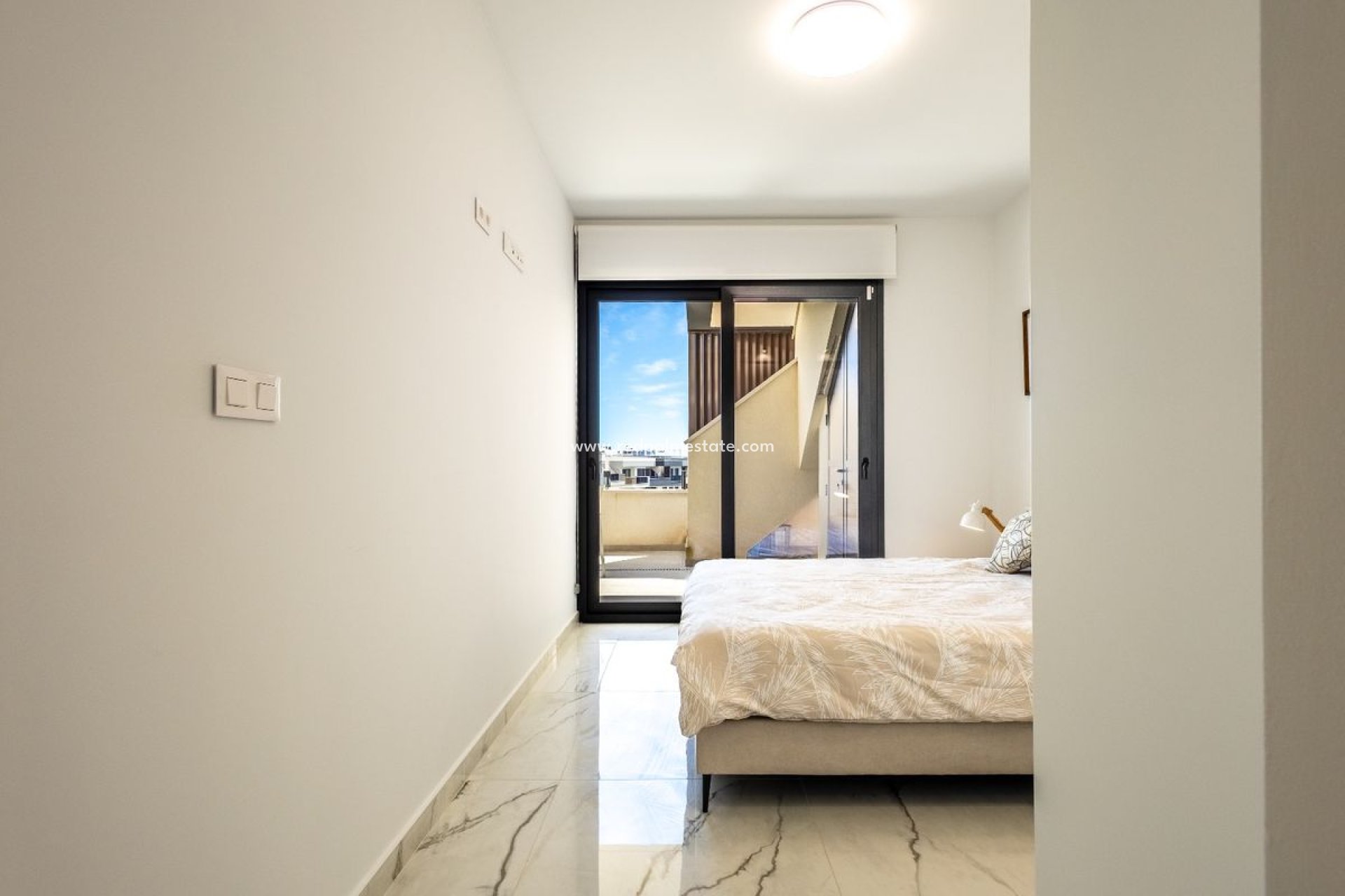 Reventa - Apartamento -
Orihuela Costa - Playa Flamenca