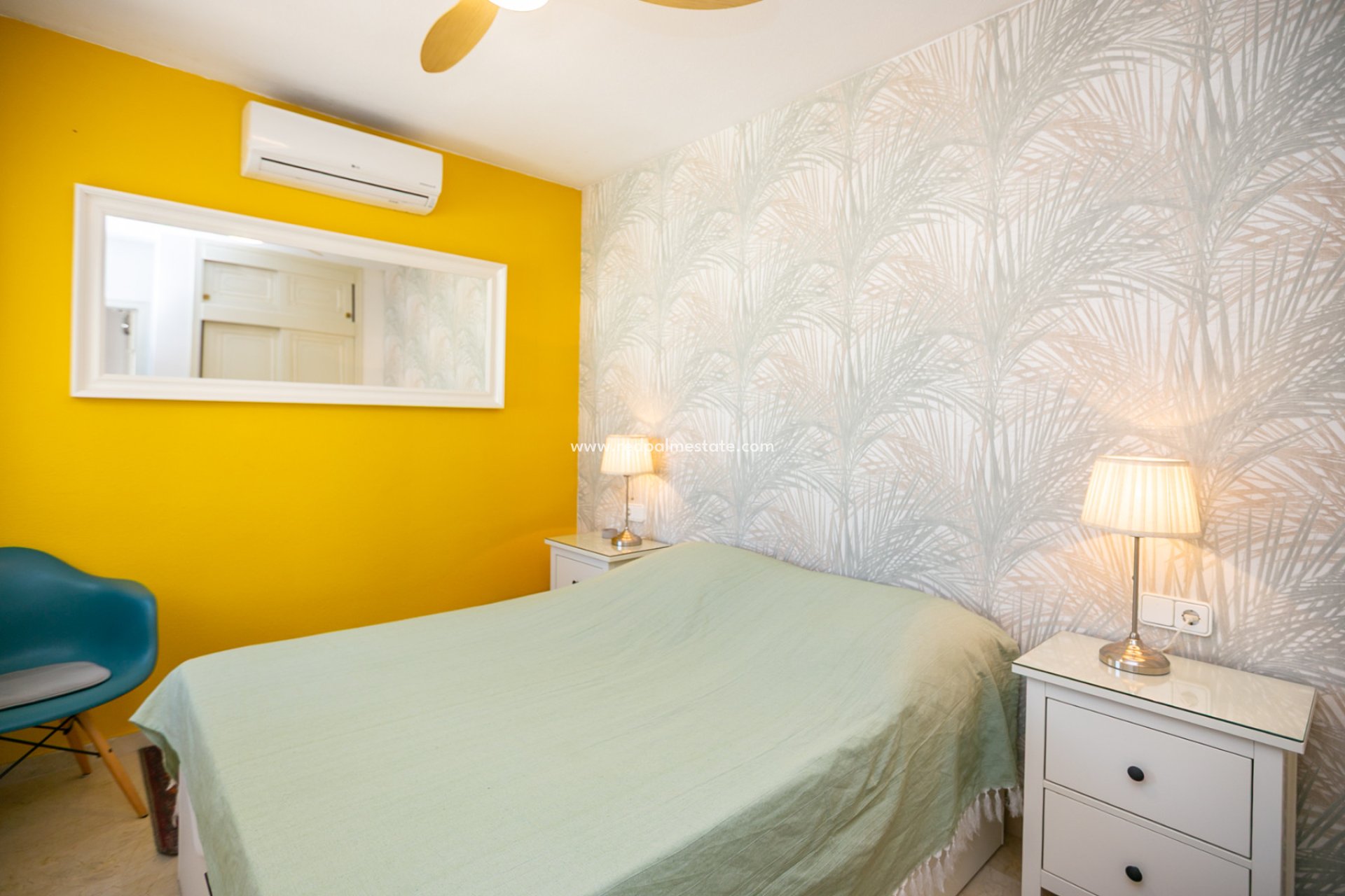 Reventa - Apartamento -
Orihuela Costa - Playa Flamenca