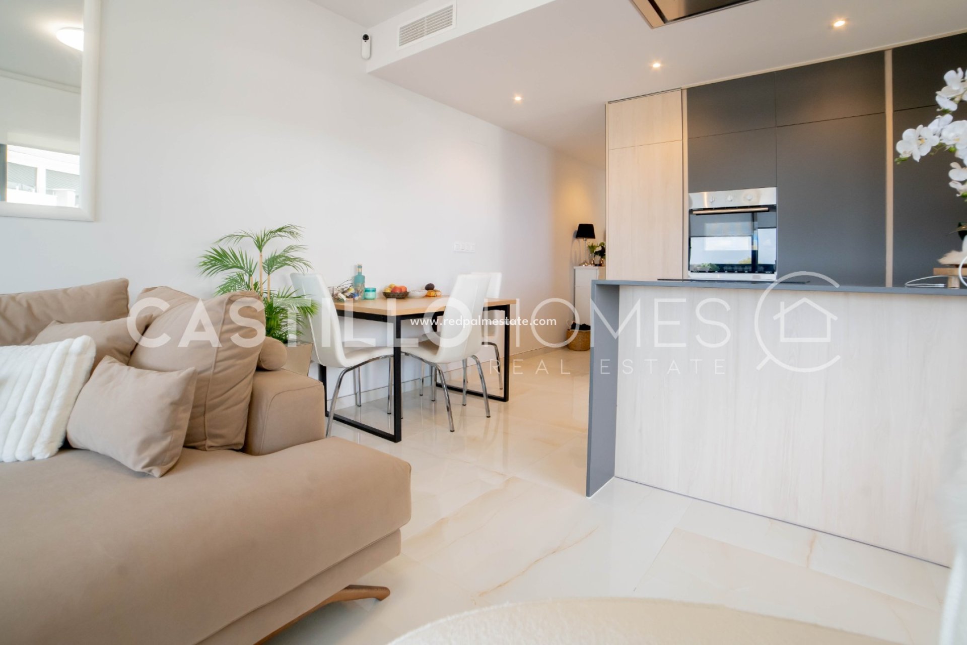 Reventa - Apartamento -
Orihuela Costa - Playa Flamenca