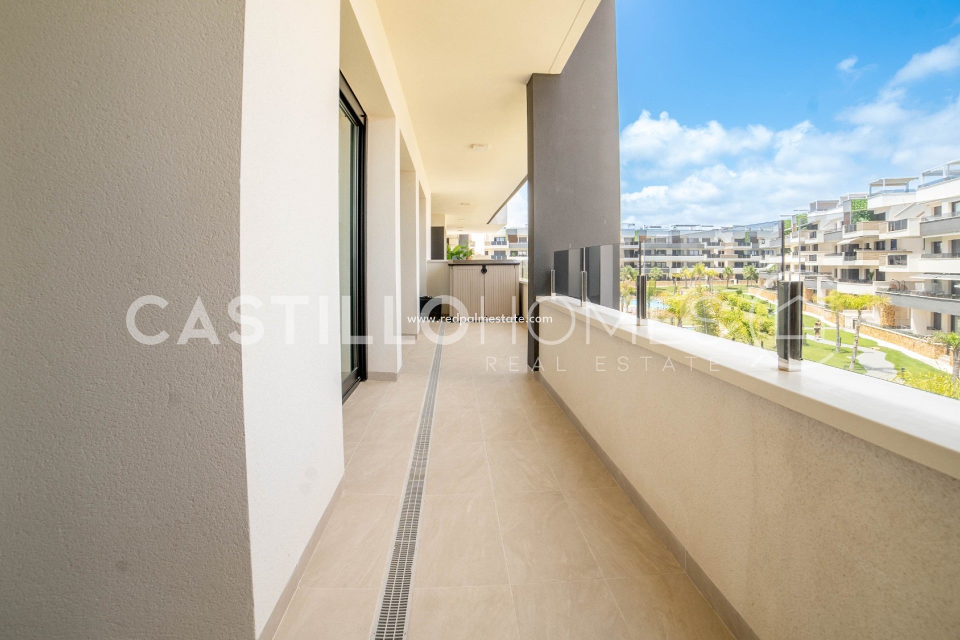 Reventa - Apartamento -
Orihuela Costa - Playa Flamenca