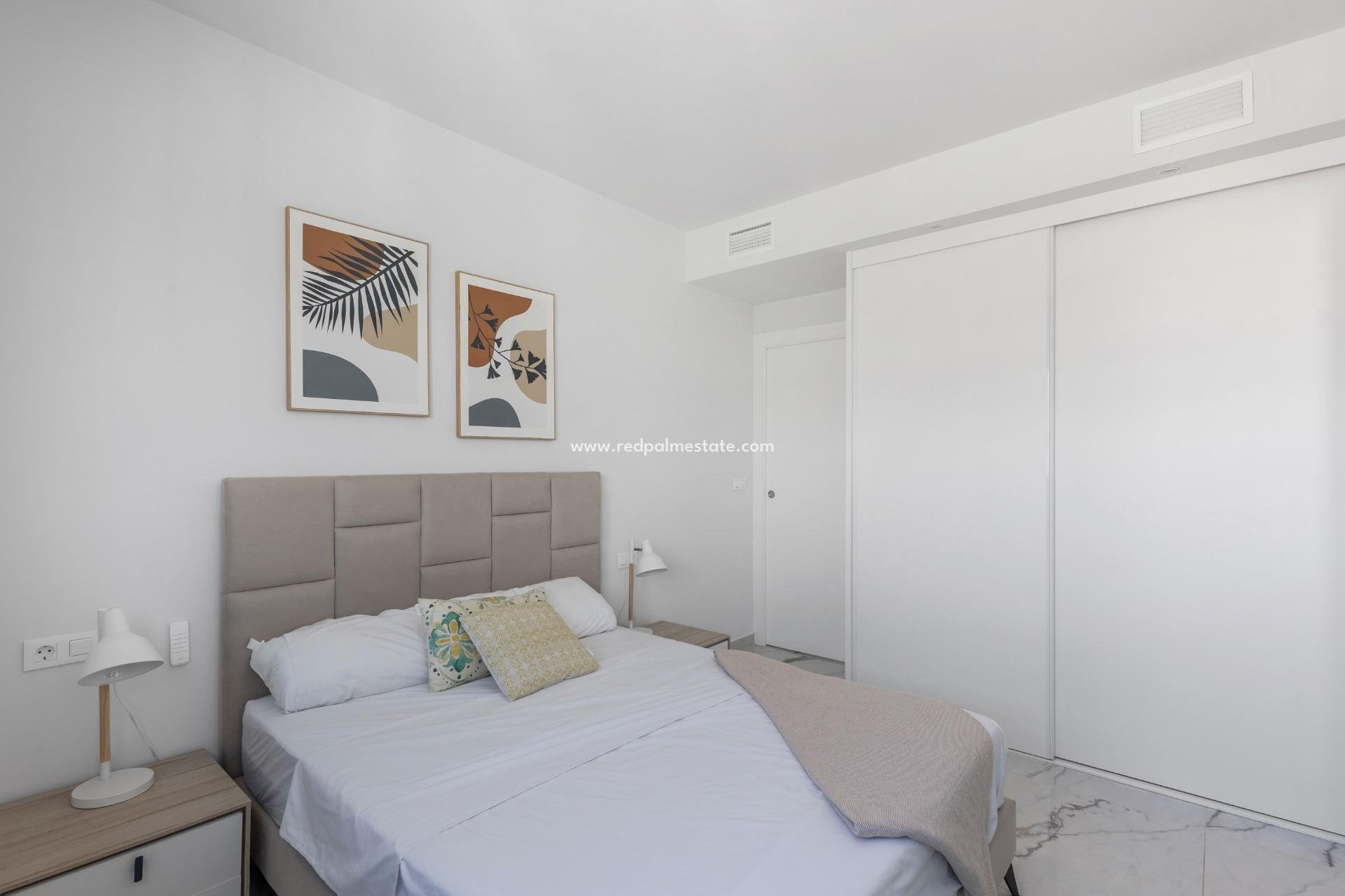 Reventa - Apartamento -
Orihuela Costa - Playa Flamenca