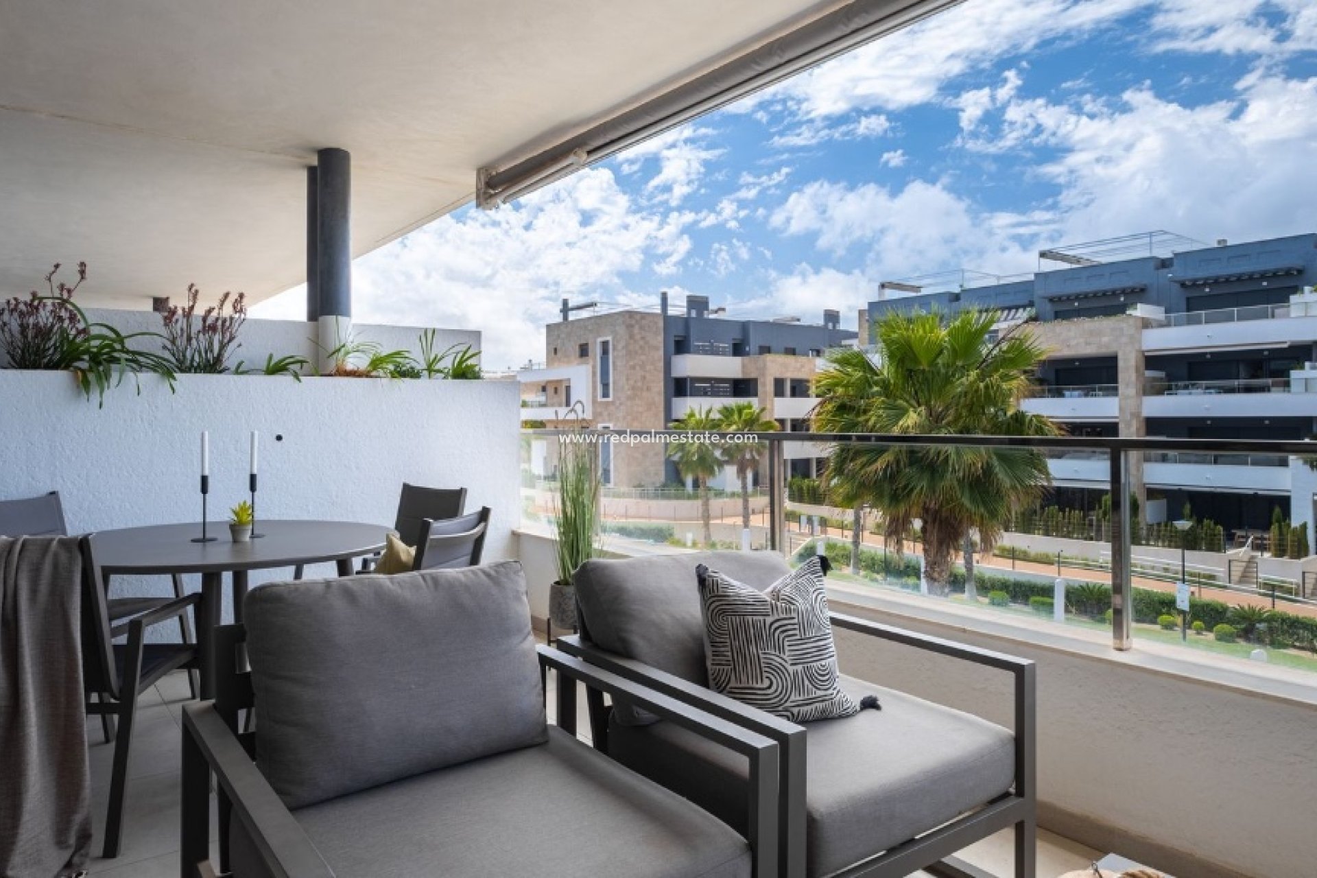 Reventa - Apartamento -
Orihuela Costa - Playa Flamenca