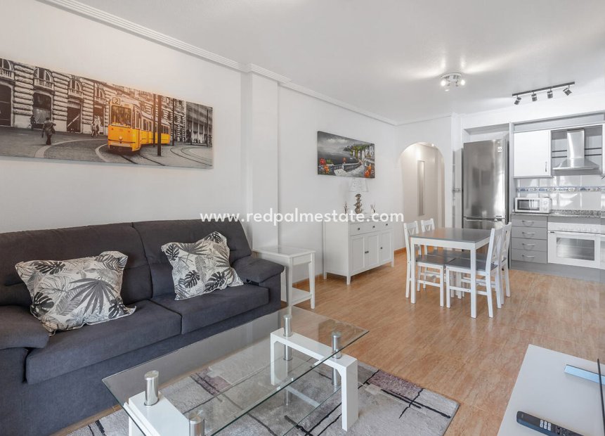 Reventa - Apartamento -
Orihuela Costa - Playa Flamenca