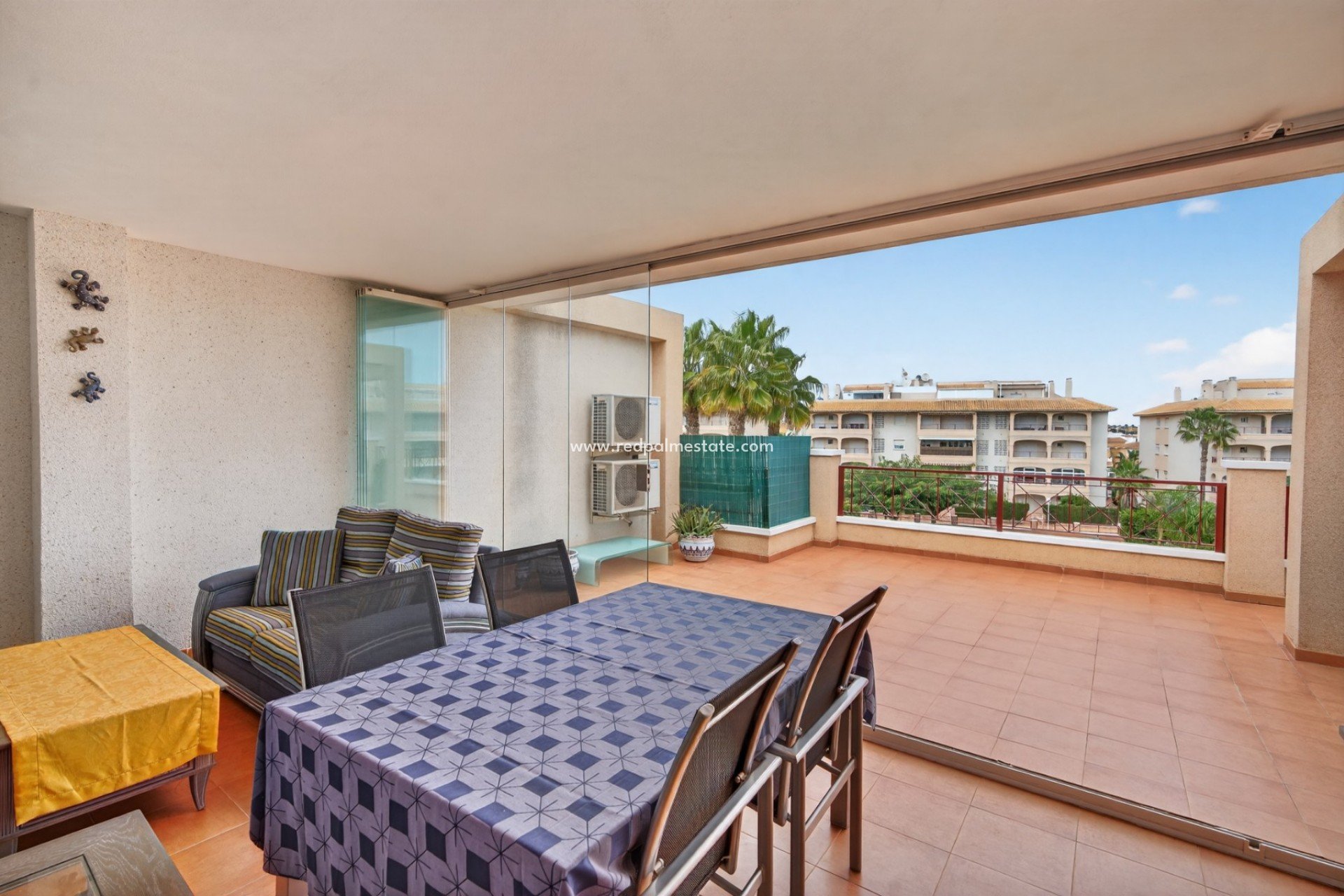 Reventa - Apartamento -
Orihuela Costa - Playa Flamenca