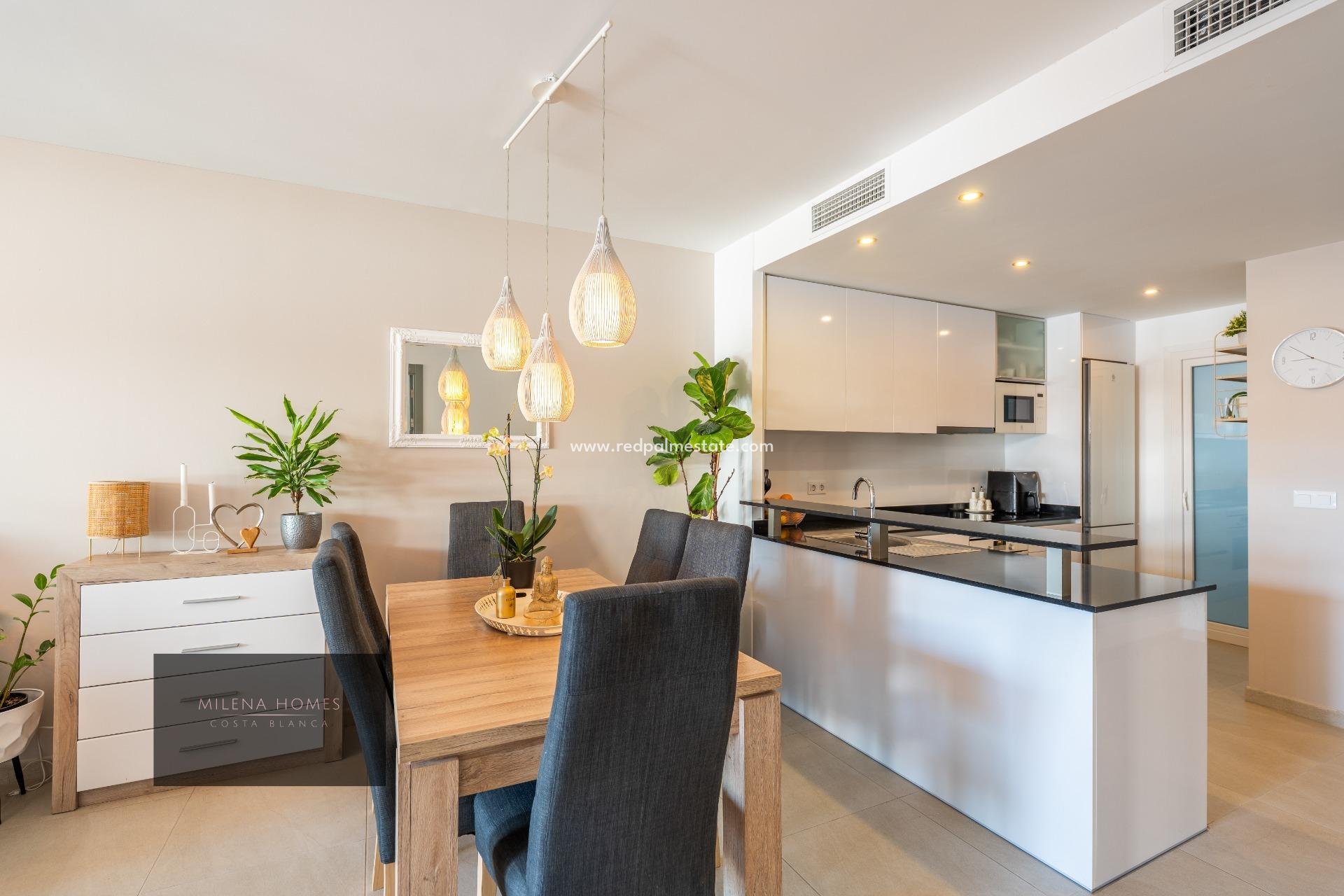 Reventa - Apartamento -
Orihuela Costa - Playa Flamenca