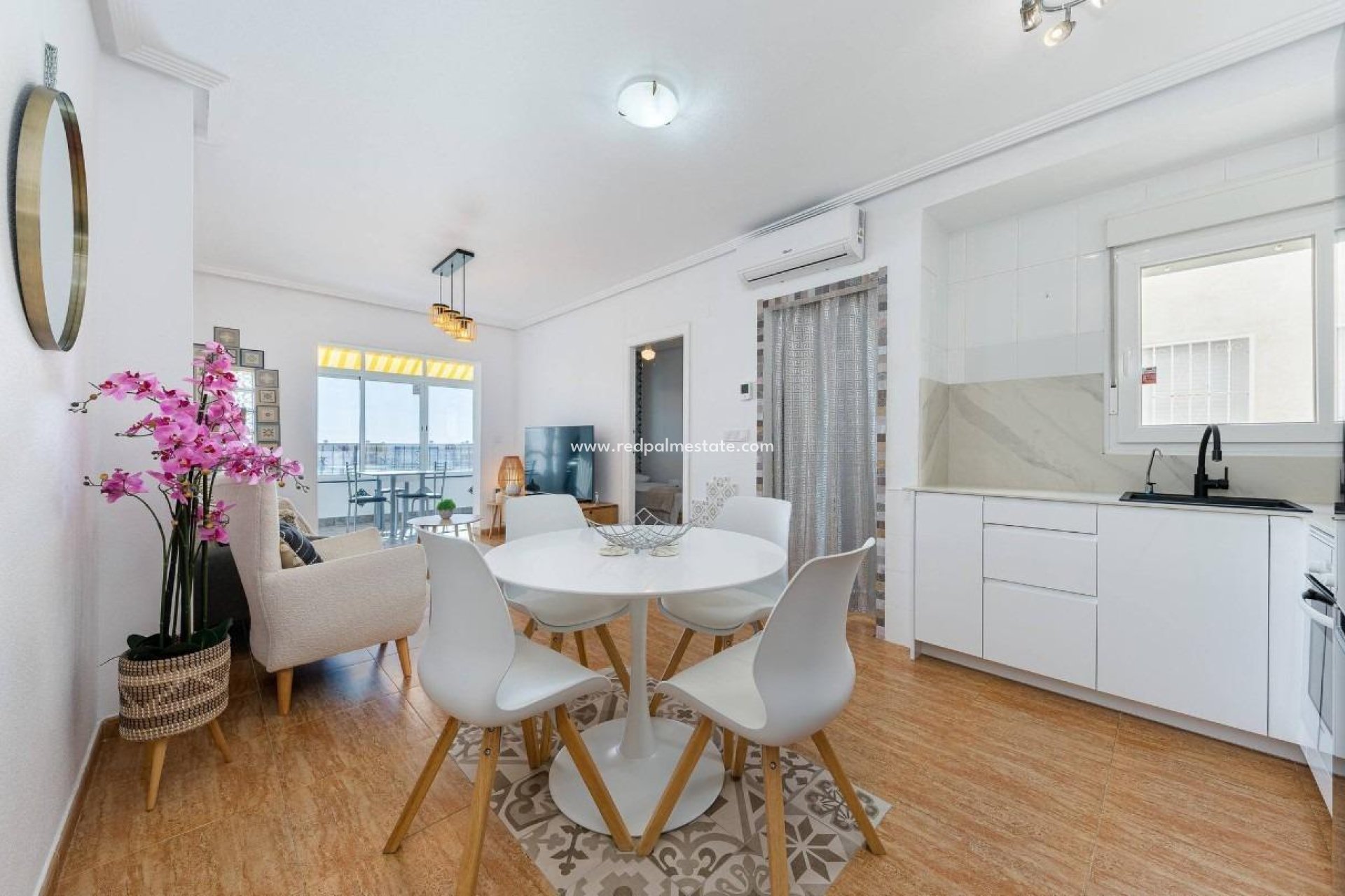 Reventa - Apartamento -
Orihuela Costa - Playa Flamenca