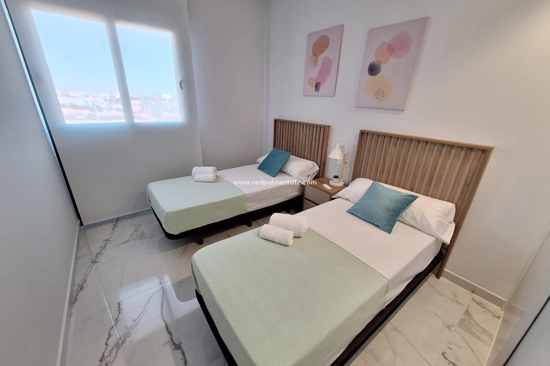Reventa - Apartamento -
Orihuela Costa - Punta prima