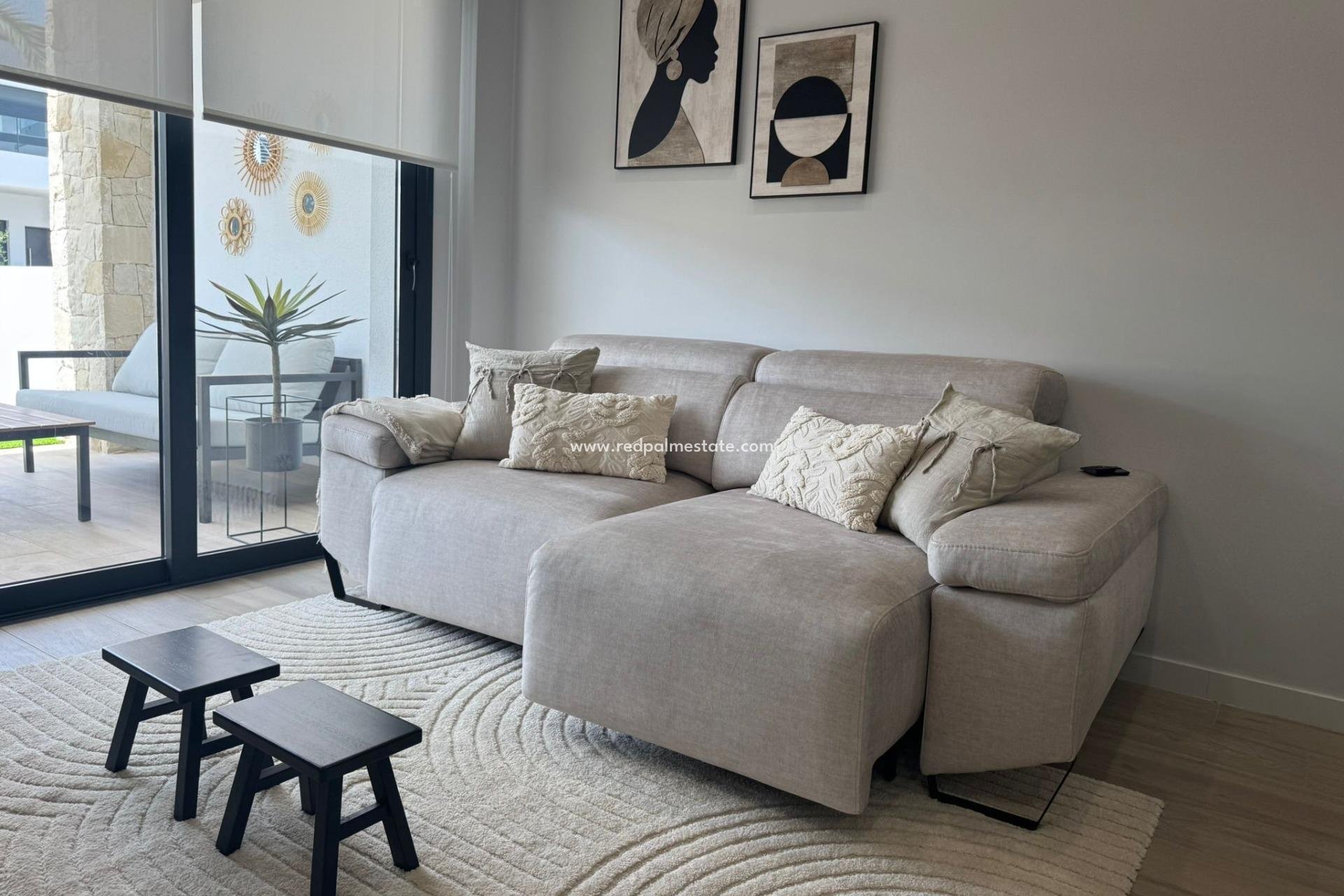 Reventa - Apartamento -
Orihuela Costa - Rocio Del Mar
