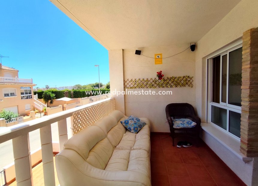 Reventa - Apartamento -
Orihuela Costa - Villamartín