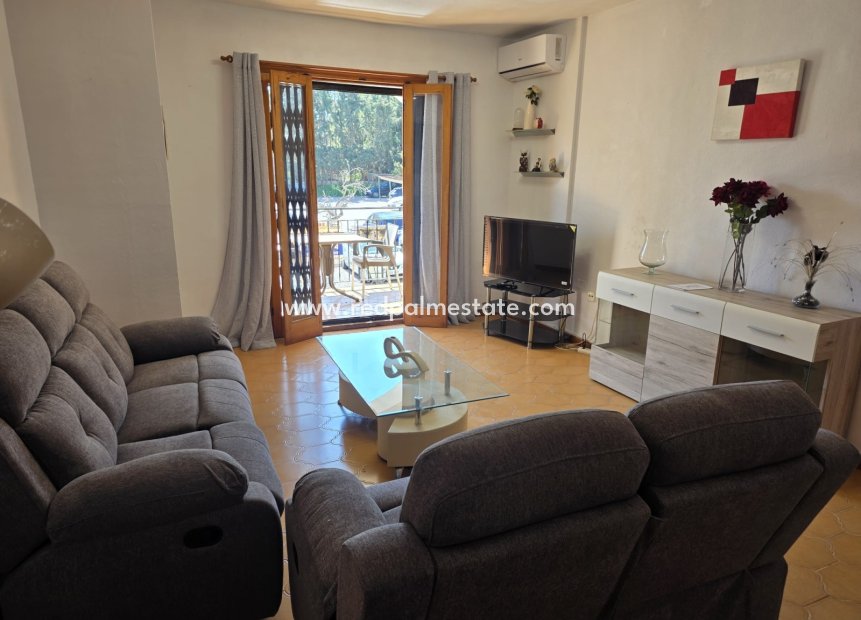 Reventa - Apartamento -
Orihuela Costa - Villamartín