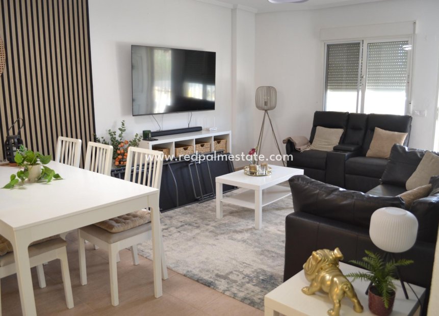 Reventa - Apartamento -
Orihuela Costa - Villamartín