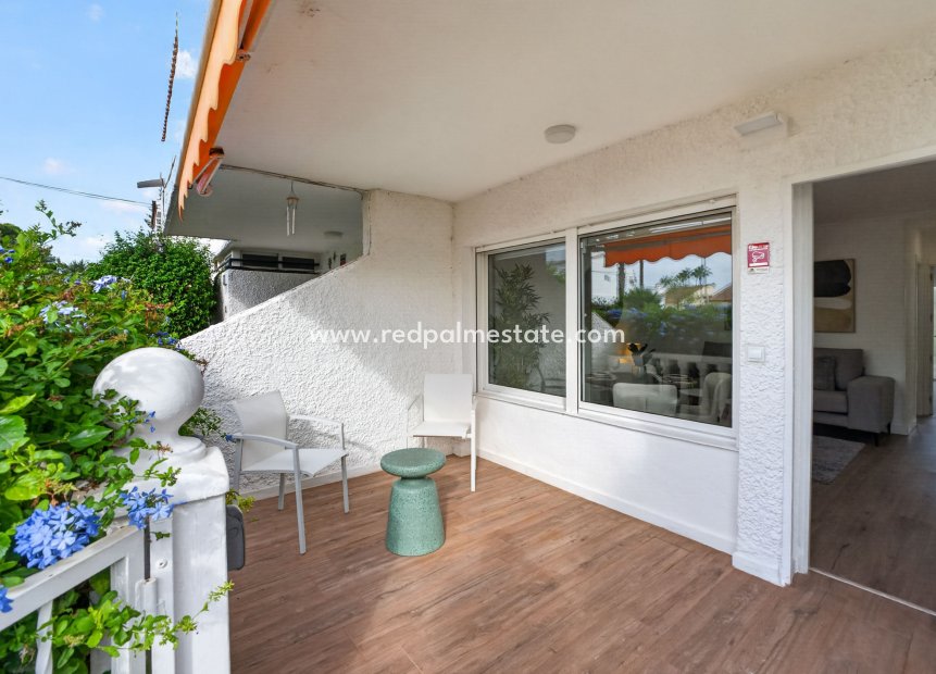 Reventa - Apartamento -
Orihuela Costa - Villamartín