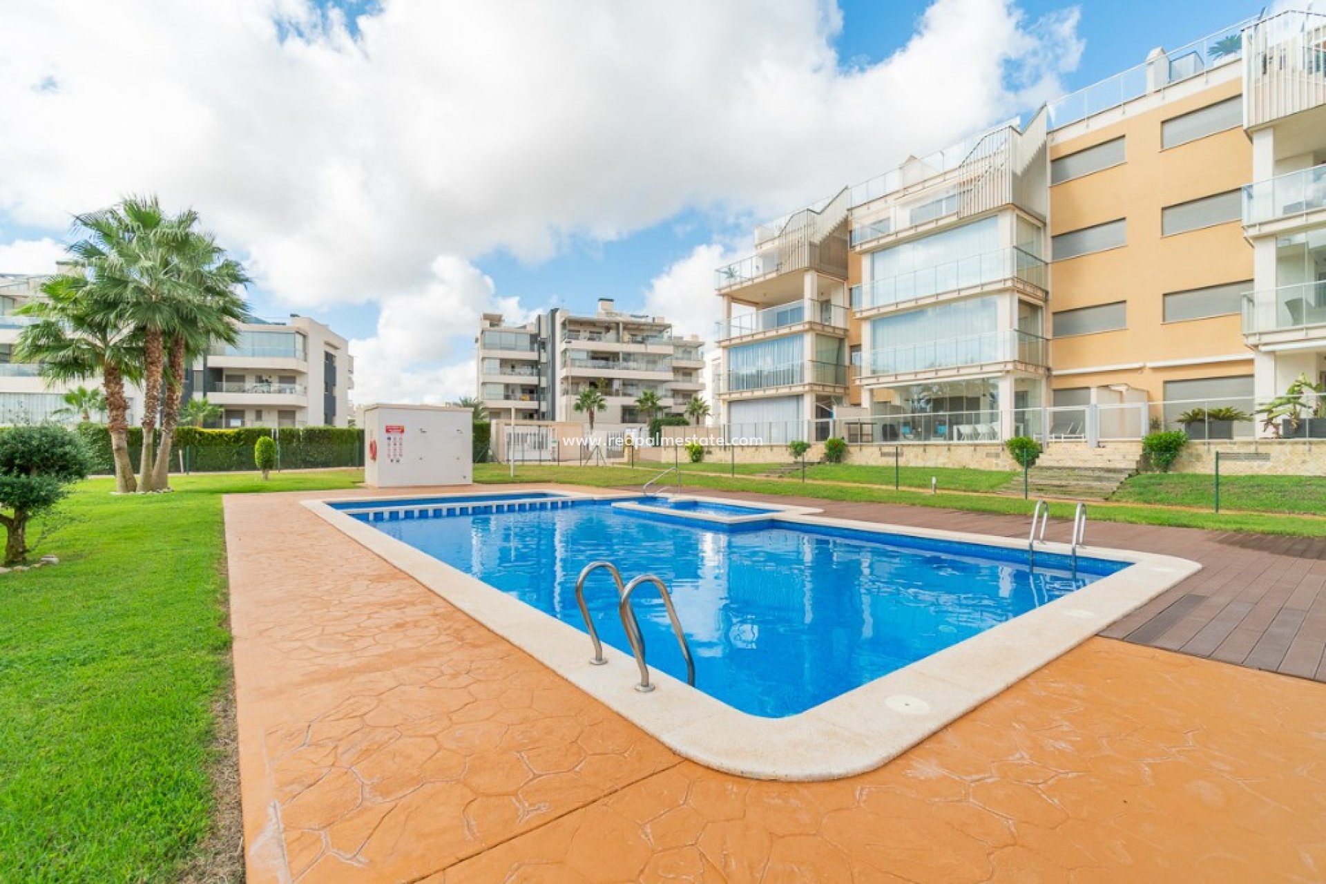 Reventa - Apartamento -
Orihuela Costa - Villamartín